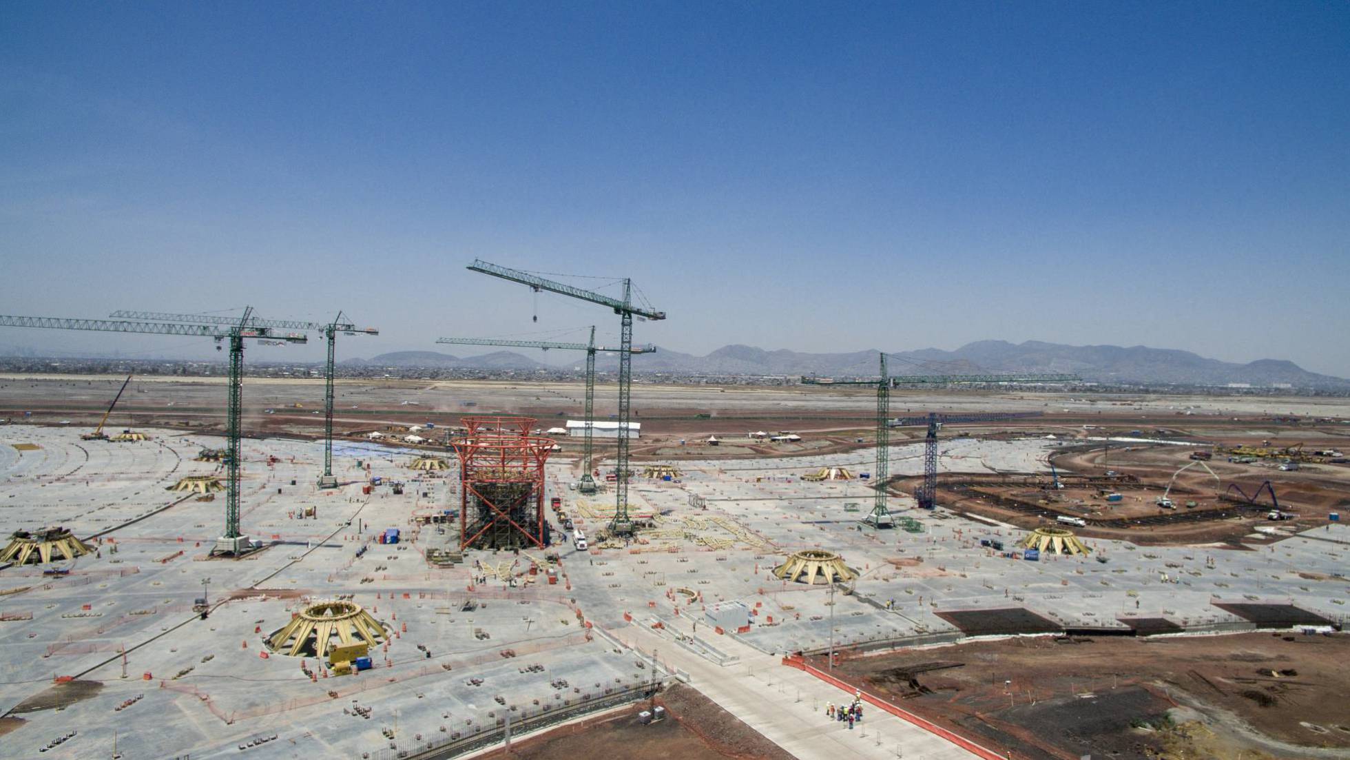 Vista aérea de la construcción del aeropuerto, en abril de 2018.