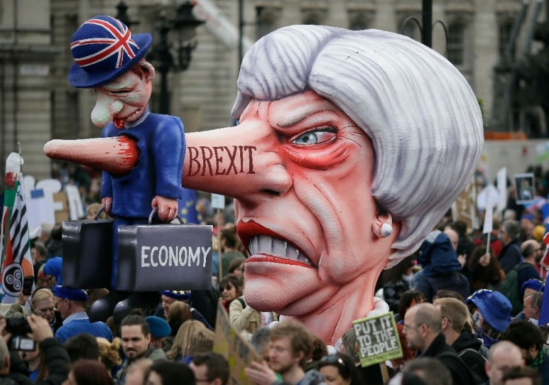 Mas de un millón exigen en Londres nuevo referendo sobre el ‘Brexit’