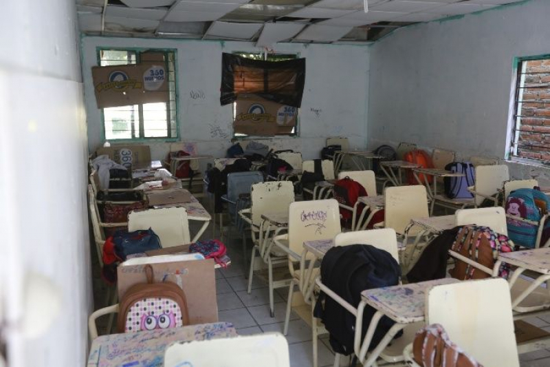 Aulas de Enrique Alfaro en Jalisco en donde 14 mil alumnos toman clases