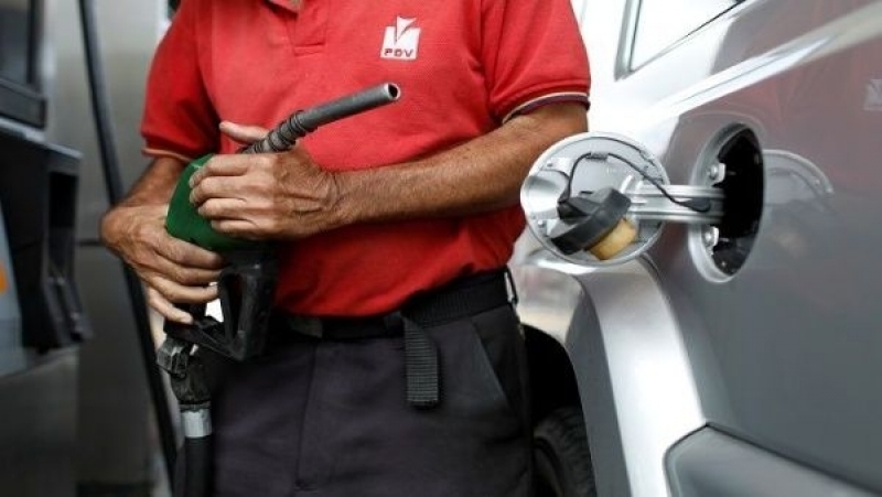 Gasolina en Venezuela será puesta a precio internacional, pero con subsidio interno
