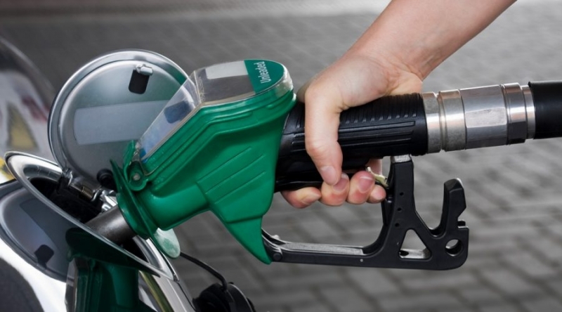 Para principios del 2018 subira la gasolina hasta 22 pesos en Mexico
