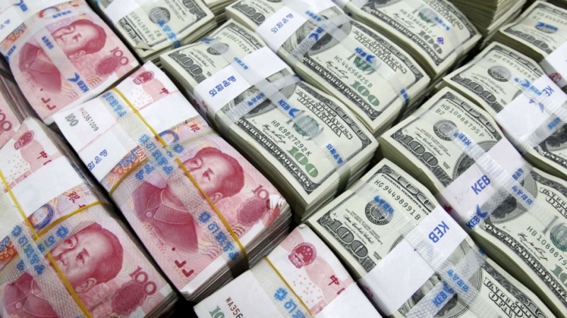 Irán reemplaza el dólar por el yuan como moneda de referencia