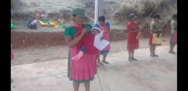 Mujeres Nahuas toman las armas para defenderse del narco