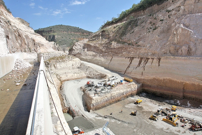 La presa El Zapotillo: españoles robandole a Mexico miles de millones