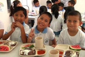 Para 2020 AMLO entregara desayunos calientes en todas las escuelas