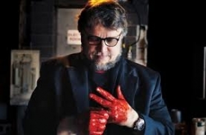 Del Toro estrenará documental de los 43 en Guadalajara