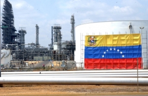 India continuará comprando petróleo a Venezuela pese a amenazas de EE.UU.