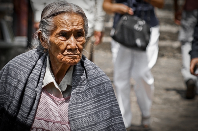 Diputados en Colima quitan pensión a adultos mayores, y se aumentan 77 % de sueldo 