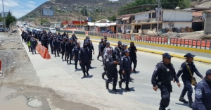 Despiden a 176 policías de Guerreron que pedian hacer valer sus derechos laborales