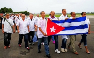 Médicos cubanos arriban a Juchitán para brindar ayuda a damnificados del sismo 