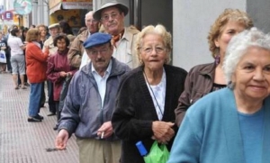 Gobierno quita 3 de cada 10 pesos de la Afore a jubilados