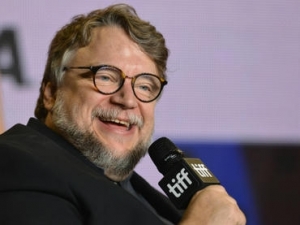 No me gusta que me felicite Peña Nieto: Guillermo del Toro